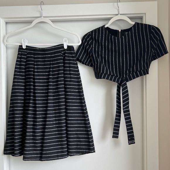 DO+BE Matching Skirt & Top (S) - Picture 1 of 2